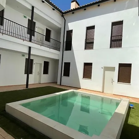 En Casco Historico De Cordoba/piscina قرطبة