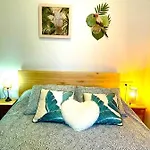 Διαμέρισμα En Casco Historico De Cordoba/piscina Κόρδοβα